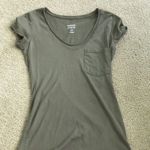 Green Garage V-Neck